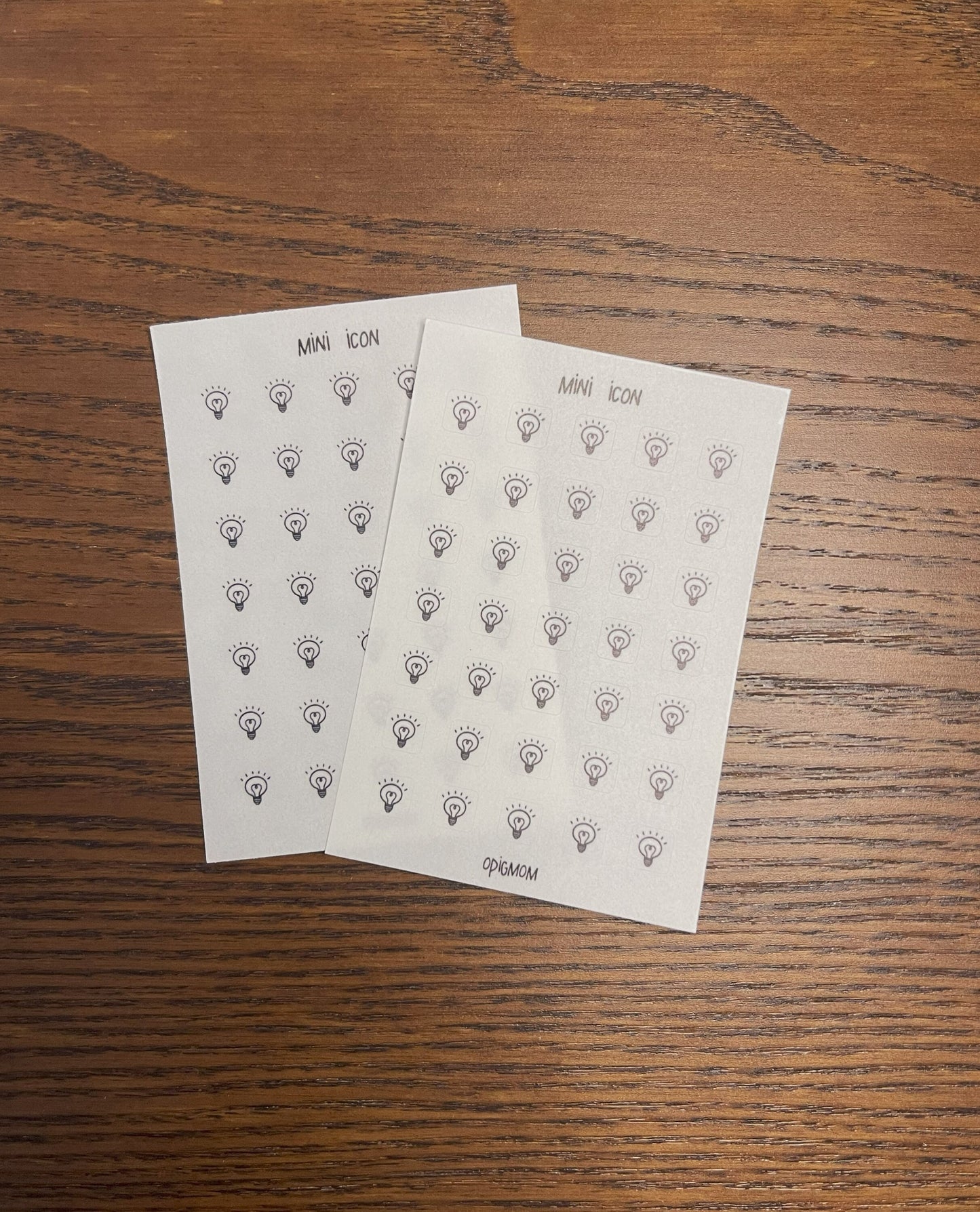 Micro Icon Light Bulb / Ideas