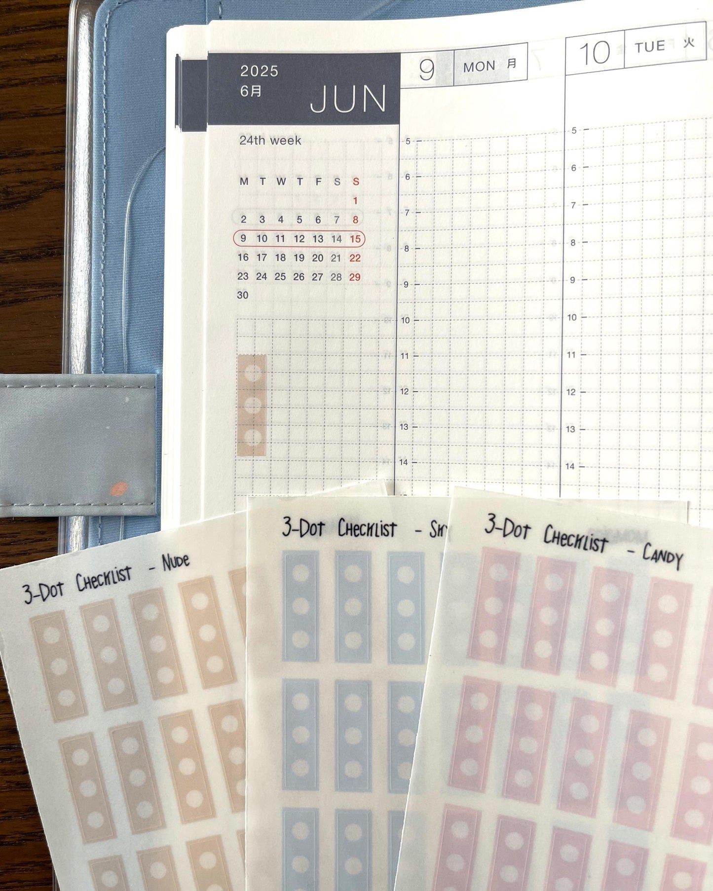 3-dot checklist in 28 colors for planners